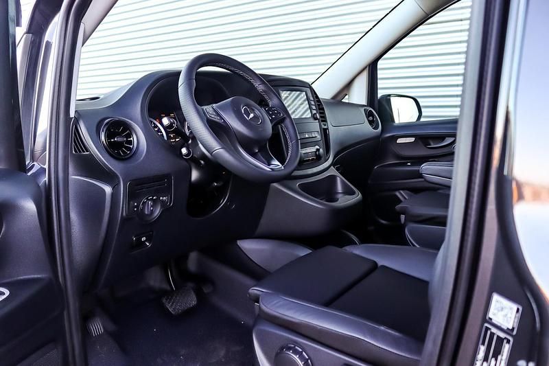 Nieuw Mercedes e-Vito 85 kW (116 PK) 2025 Zwart MPV