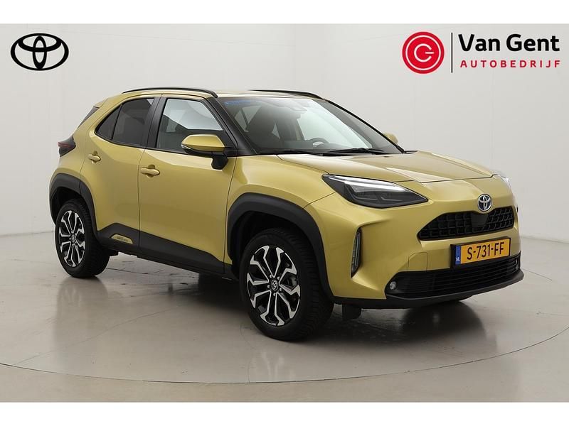 Geel Gebruikt 2023 Toyota Yaris Cross SUV | € 26.999 (Eerlijke prijs) - Afbeelding 1/4