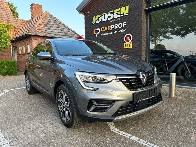 Grijs Gebruikt 2022 Renault Arkana Intens SUV | € 23.450 (Goede deal) - Afbeelding 1/4