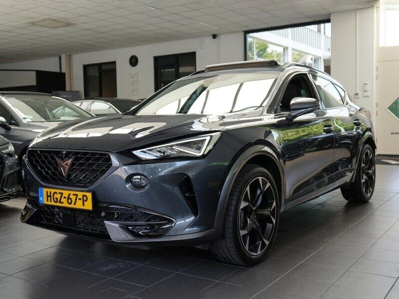 Grijs Gebruikt 2023 Cupra Formentor SUV | € 34.950 (Duur) - Afbeelding 1/3
