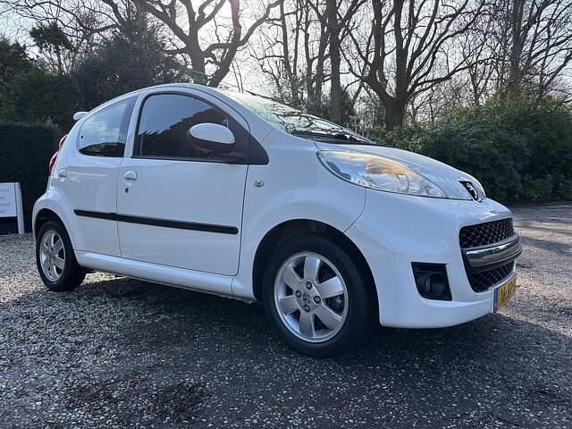 Occasion Peugeot 107 68 PK (50 kW) 2009 Wit Hatchback