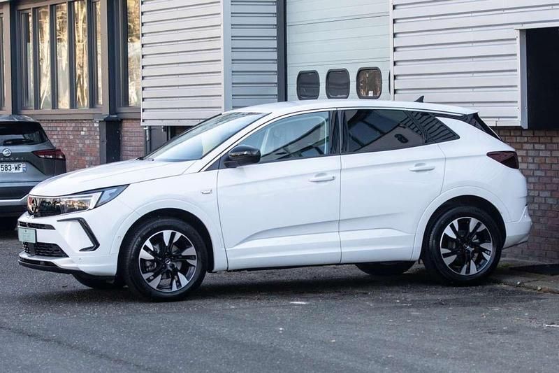 Occasion Opel Grandland X Elegance 131 PK (96 kW) 2023 Wit SUV