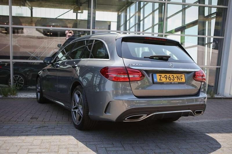 Occasion Mercedes C300e AMG 211 PK (155 kW) 2020 Grijs Stationwagen