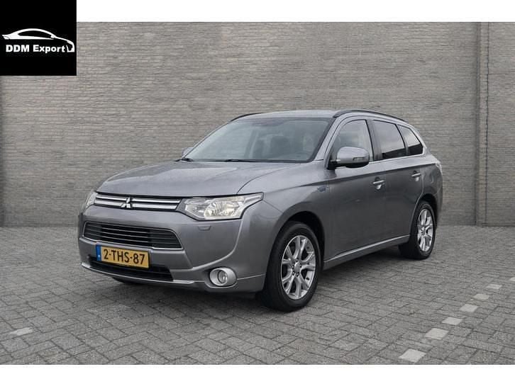 Occasion Mitsubishi Outlander Instyle 135 PK (99 kW) 2014 Grijs SUV