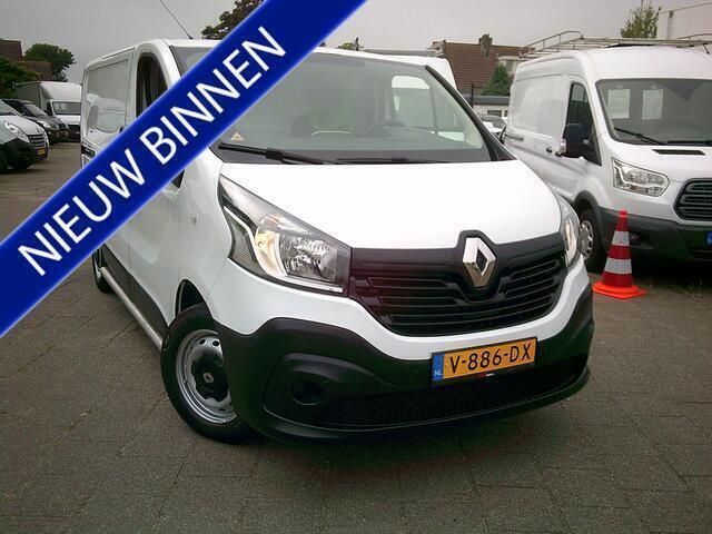 Wit Gebruikt 2017 Renault Trafic Komfort Van | € 10.750 (Super prijs) - Afbeelding 1/4