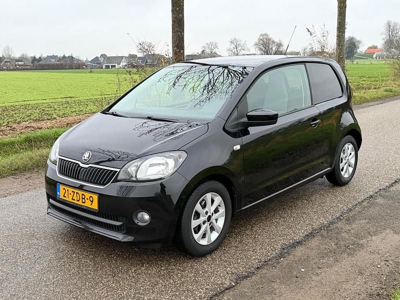 Zwart Gebruikt 2013 Skoda Citigo Ambition Hatchback | € 5.150 (Eerlijke prijs) - Afbeelding 1/4