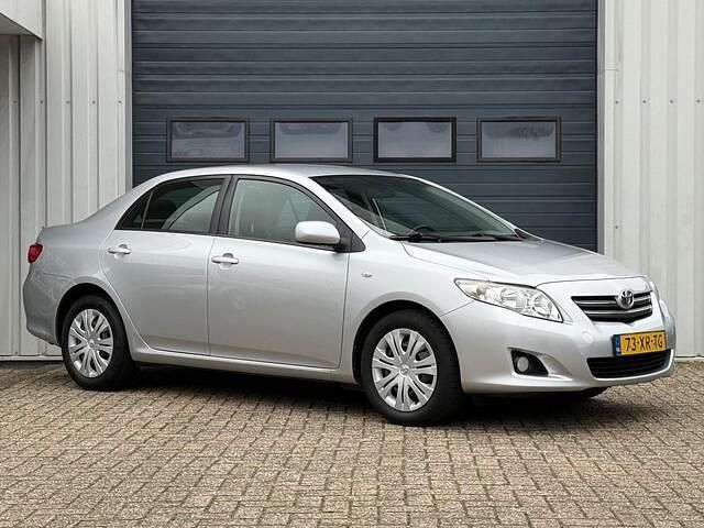 Occasion Toyota Corolla Sol 124 PK (91 kW) 2007 Grijs (metallic) Sedan