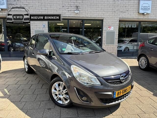 Grijs Gebruikt 2012 Opel Corsa Hatchback | € 2.950 (Eerlijke prijs) - Afbeelding 1/4