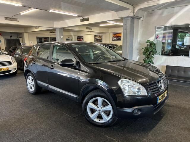 Zwart Gebruikt 2009 Nissan Qashqai Visia SUV | € 3.795 (Goede deal) - Afbeelding 1/4