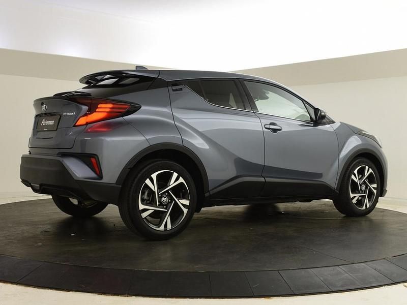 Occasion Toyota C-HR 123 PK (90 kW) 2022 Grijs SUV