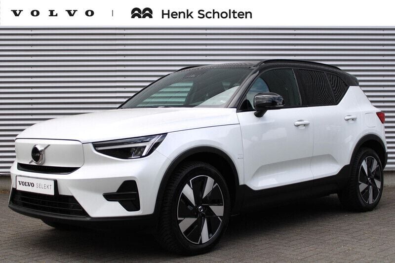 Wit Gebruikt 2023 Volvo XC40 Plus SUV | € 39.950 (Super prijs) - Afbeelding 1/4