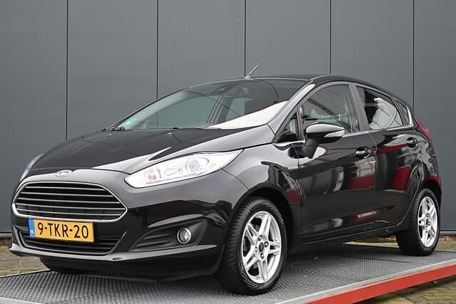 Occasion Ford Fiesta Titanium 127 PK (93 kW) 2014 Zwart Hatchback