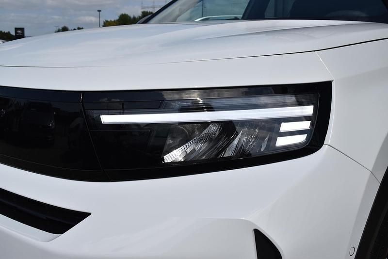 Nieuw Opel Frontera 83 kW (113 PK) 2025 Wit SUV