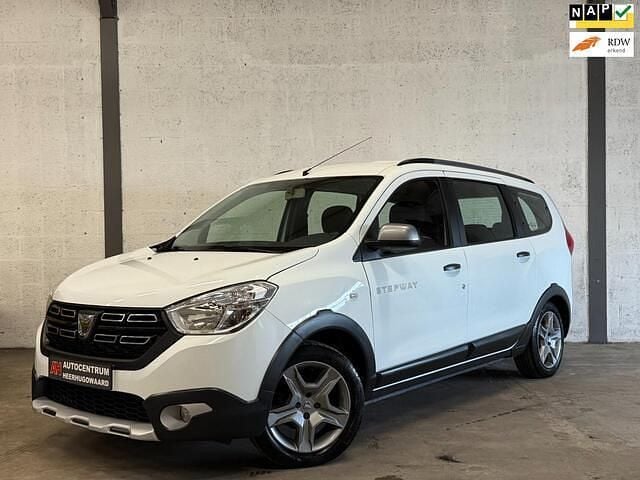 Wit Gebruikt 2019 Dacia Lodgy Stepway MPV | € 10.950 (Goede deal) - Afbeelding 1/4