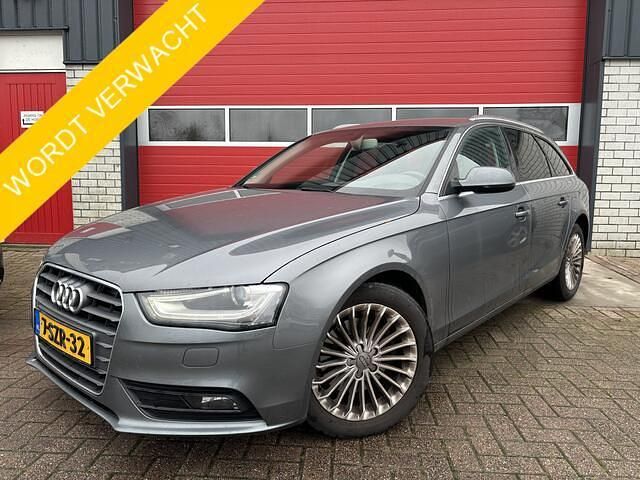 Grijs Gebruikt 2014 Audi A4 Business Stationwagen | € 11.888 (Eerlijke prijs) - Afbeelding 1/4