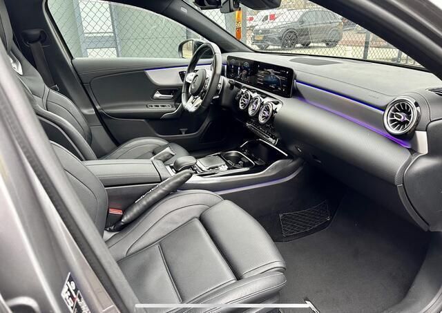 Occasion Mercedes A35 AMG AMG 306 PK (225 kW) 2019 Grijs Hatchback