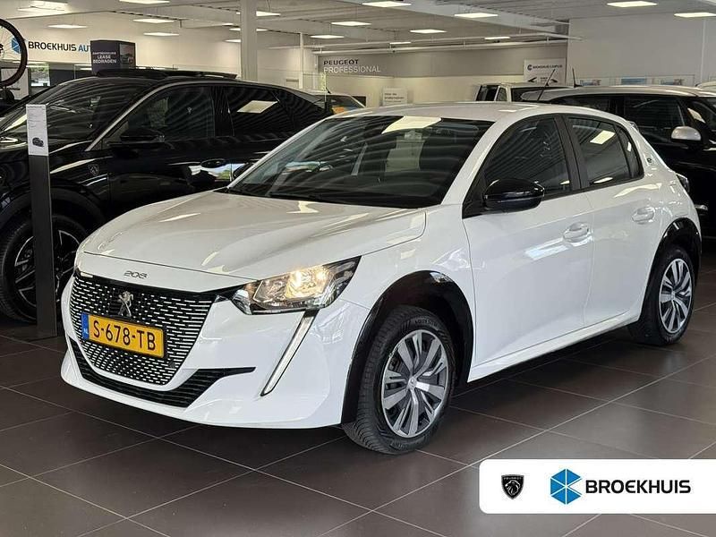 Wit Gebruikt 2023 Peugeot e-208 Active Hatchback | € 17.900 (Super prijs) - Afbeelding 1/3