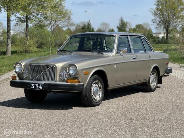 Beige Gebruikt 1975 Volvo 164 Sedan | € 13.950 - Afbeelding 1/4