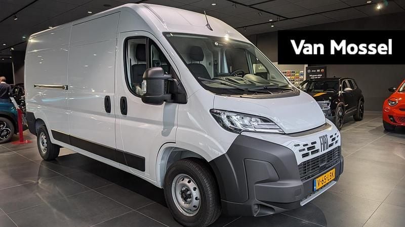 Wit Nieuw 2024 Fiat Ducato S Van | € 28.995 (Super prijs) - Afbeelding 1/4