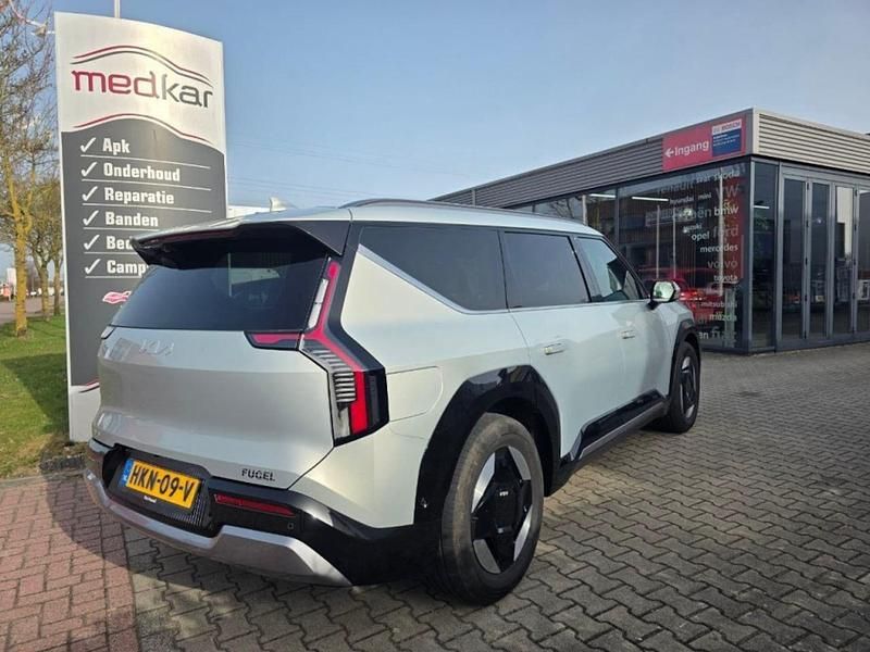 Occasion Kia EV9 Plus 150 kW (204 PK) 2023 Grijs (metallic) SUV
