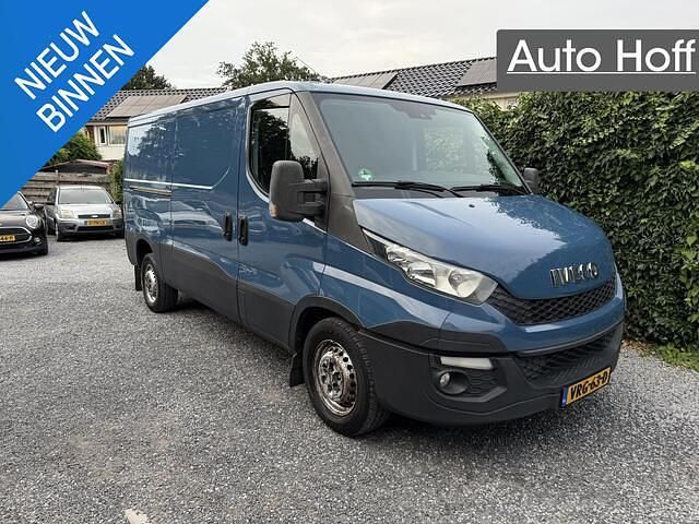 Blauw Gebruikt 2015 Iveco Daily Van | € 10.950 - Afbeelding 1/4