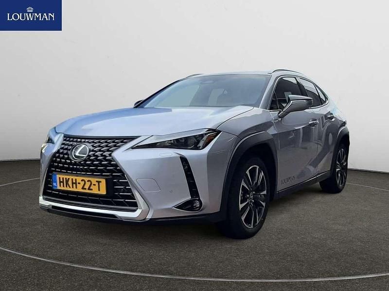 Grijs Gebruikt 2025 Lexus UX Business Edition SUV | € 49.950 - Afbeelding 1/4