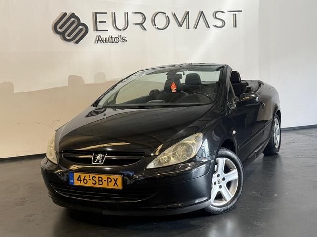 Zwart Gebruikt 2004 Peugeot 307 CC Cabriolet | € 1.999 (Eerlijke prijs) - Afbeelding 1/4