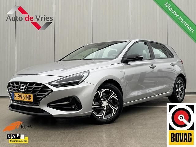 Grijs Gebruikt 2021 Hyundai i30 Comfort Hatchback | € 16.450 (Goede deal) - Afbeelding 1/4