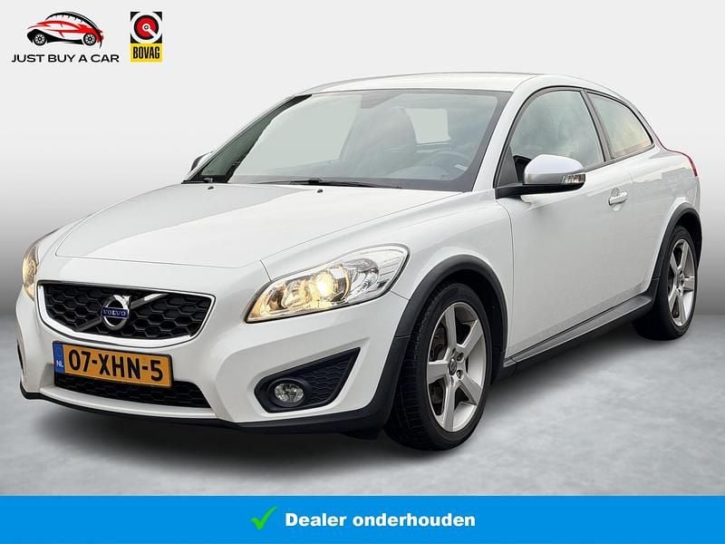 Wit Gebruikt 2012 Volvo C30 Hatchback | € 4.250 (Eerlijke prijs) - Afbeelding 1/4