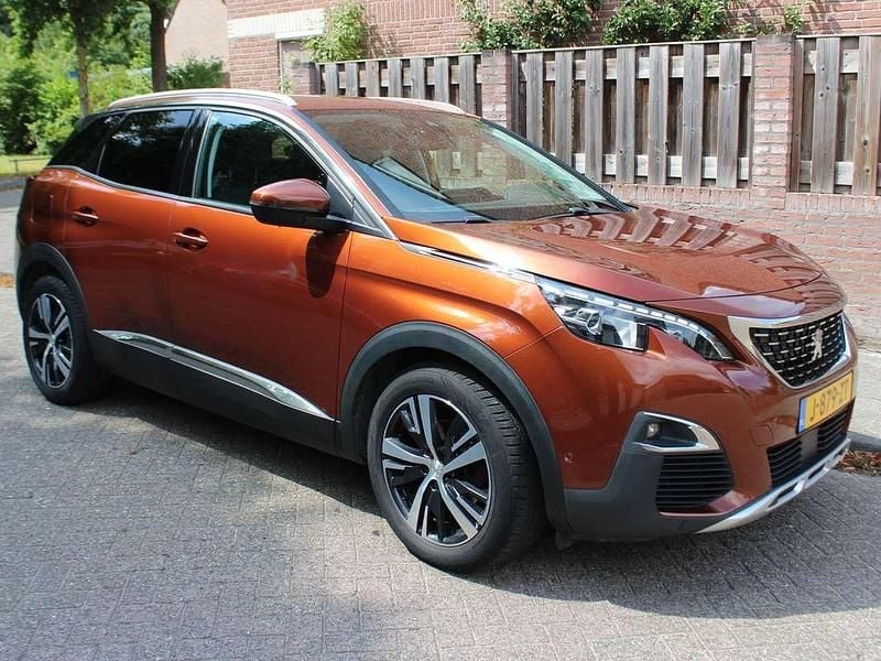 Bruin Gebruikt 2017 Peugeot 3008 Allure MPV | € 17.500 (Duur) - Afbeelding 1/4