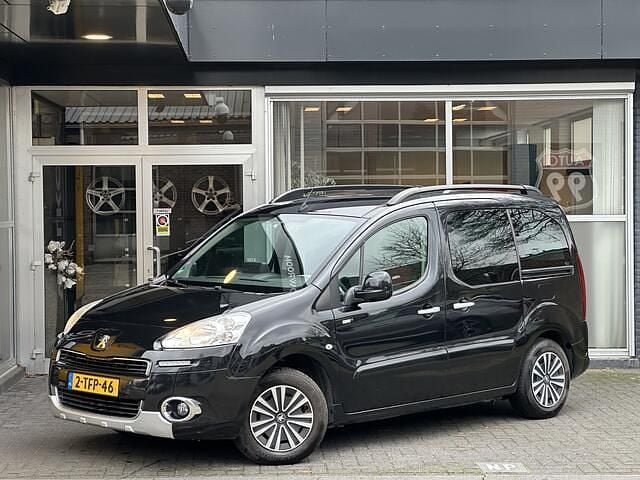 Zwart Gebruikt 2014 Peugeot Partner Tepee Style MPV | € 6.250 (Eerlijke prijs) - Afbeelding 1/4