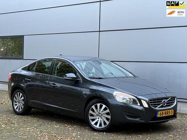 Grijs Gebruikt 2011 Volvo S60 Kinetic Sedan | € 5.950 (Super prijs) - Afbeelding 1/4