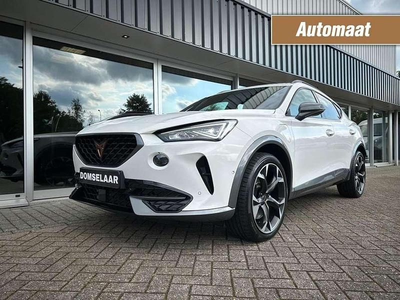 Wit Gebruikt 2022 Cupra Formentor VZ SUV | € 28.945 (Eerlijke prijs) - Afbeelding 1/4