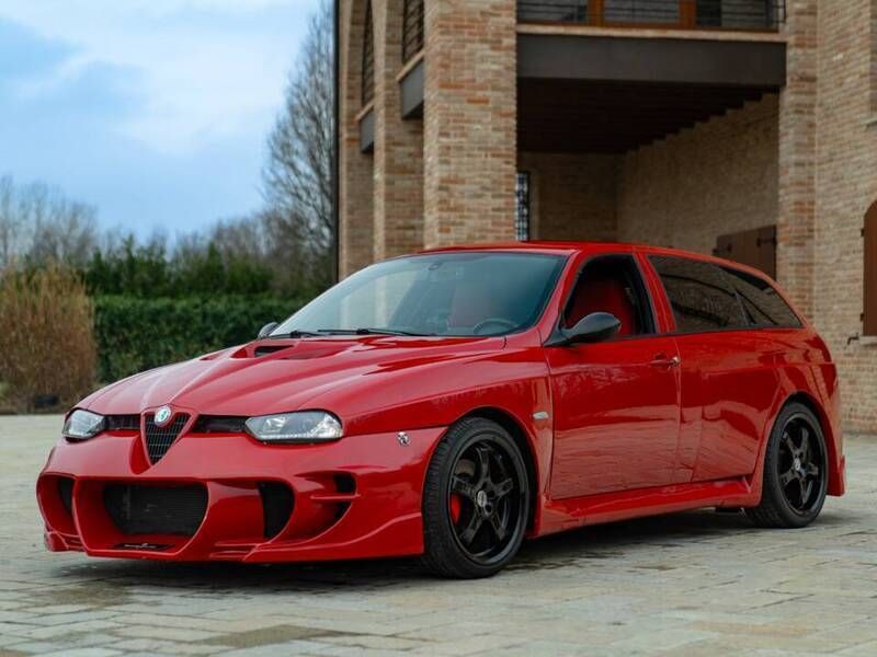 Roodrosso Gebruikt 2003 Alfa Romeo 156 GTA Stationwagen | € 29.000 - Afbeelding 1/4