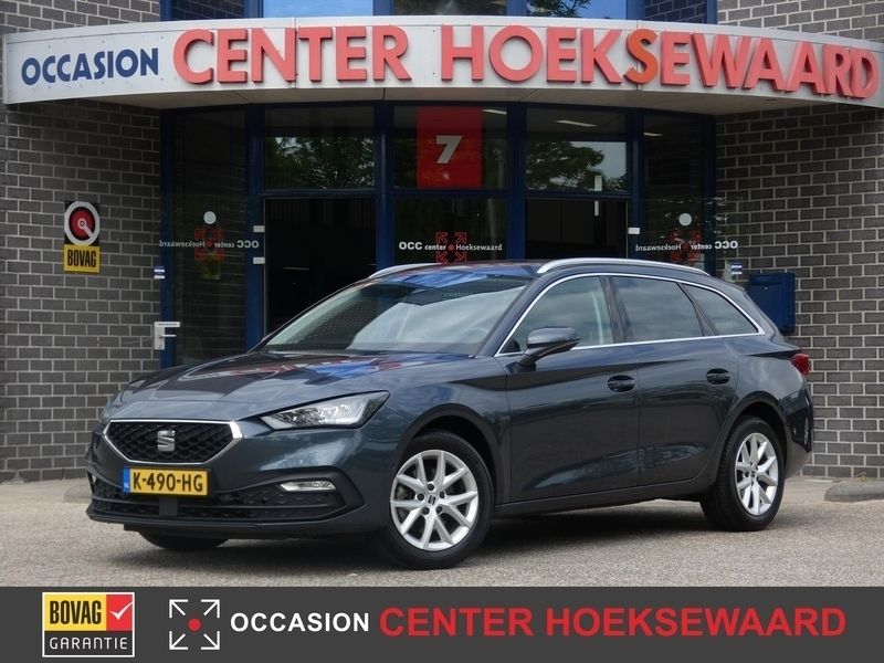 Grijs Gebruikt 2021 Seat Leon Style Stationwagen | € 16.844 (Iets duurder) - Afbeelding 1/4