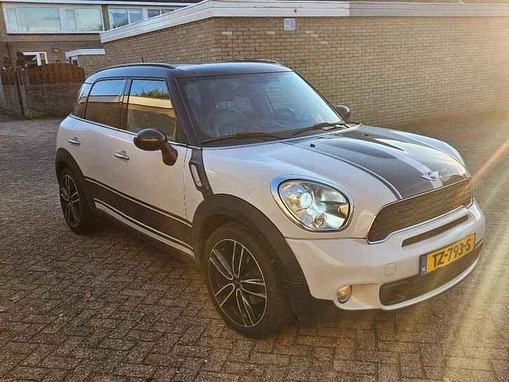 Gebruikt 2010 Mini Cooper S Countryman SUV | € 7.750 (Eerlijke prijs) - Afbeelding 1/4