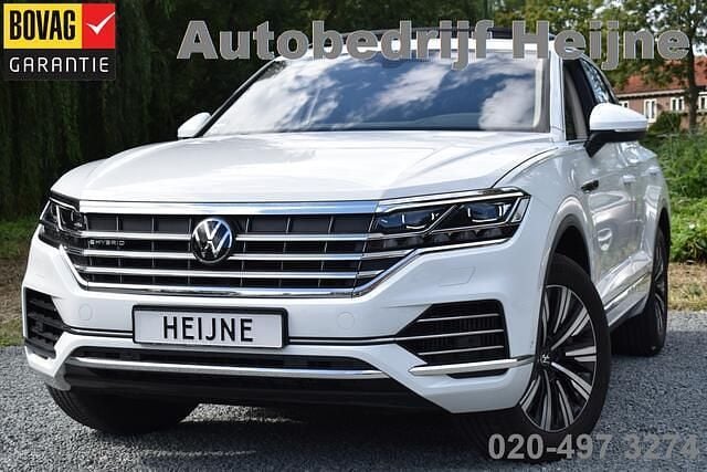 Wit Gebruikt 2021 VW Touareg Atmosphere SUV | € 51.945 (Super prijs) - Afbeelding 1/4