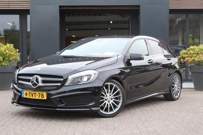 Zwart Gebruikt 2014 Mercedes A180 Ambition Sedan | € 14.950 (Eerlijke prijs) - Afbeelding 1/4