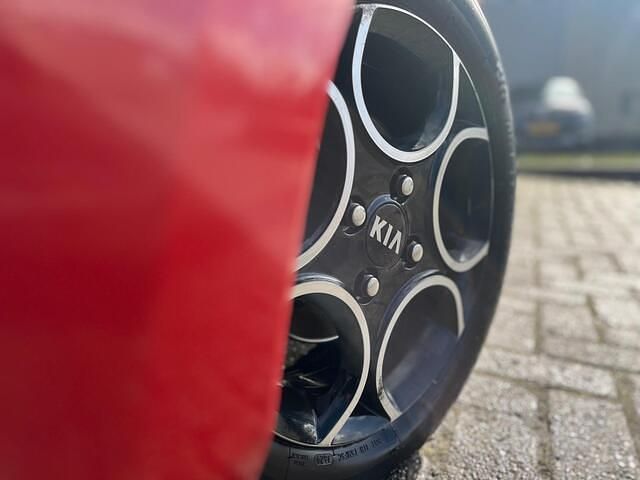 Occasion Kia Picanto First Edition 66 PK (48 kW) 2015 Rood (metallic) Hatchback