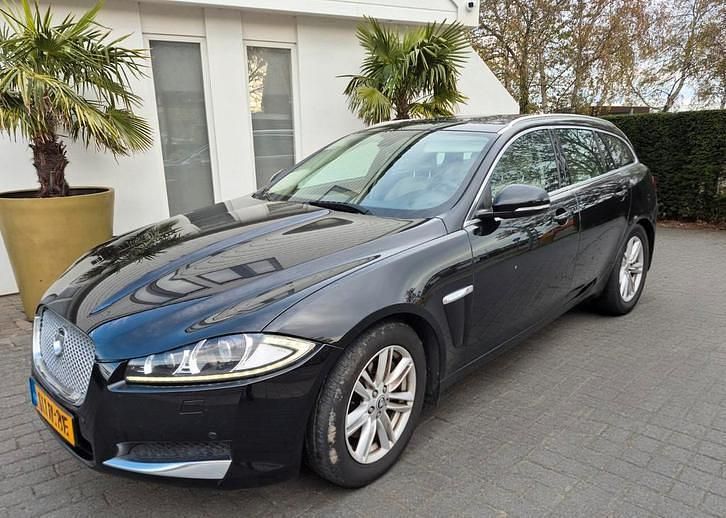 Gebruikt 2013 Jaguar XF | € 5.990 (Goede deal) - Afbeelding 1/4