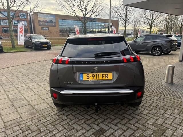 Occasion Peugeot 2008 Style 101 PK (74 kW) 2022 Grijs (metallic) SUV