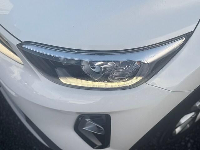 Occasion Kia Stonic Start 112 PK (82 kW) 2021 Wit SUV