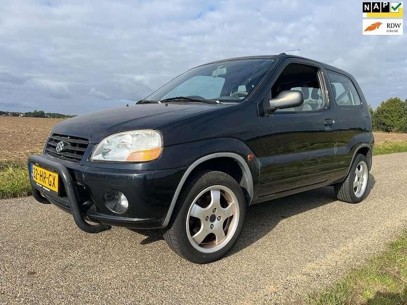 Zwart Gebruikt 2002 Suzuki Ignis Hatchback | € 1.350 (Eerlijke prijs) - Afbeelding 1/4