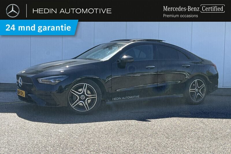Zwart Gebruikt 2025 Mercedes CLA180 Edition Sedan | € 49.900 - Afbeelding 1/4