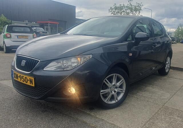 Grijs Gebruikt 2010 Seat Ibiza Style Hatchback | € 3.500 (Goede deal) - Afbeelding 1/4