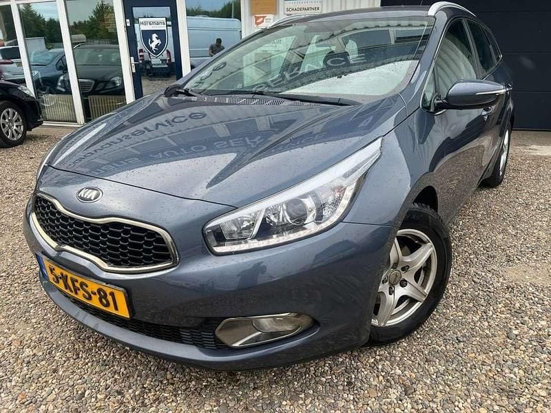 Blauw Gebruikt 2013 Kia Ceed Sportswagon Comfort Stationwagen | € 6.990 (Goede deal) - Afbeelding 1/4