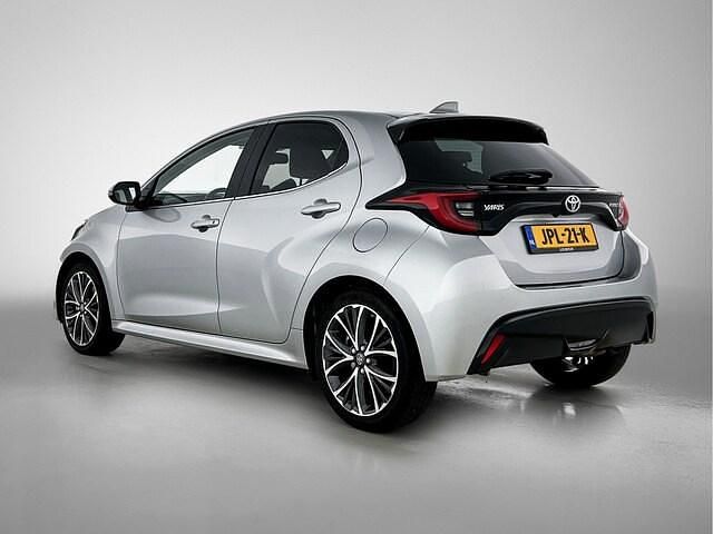 Occasion Toyota Yaris Hybrid Executive 116 PK (85 kW) 2023 Grijs (metallic) Hatchback