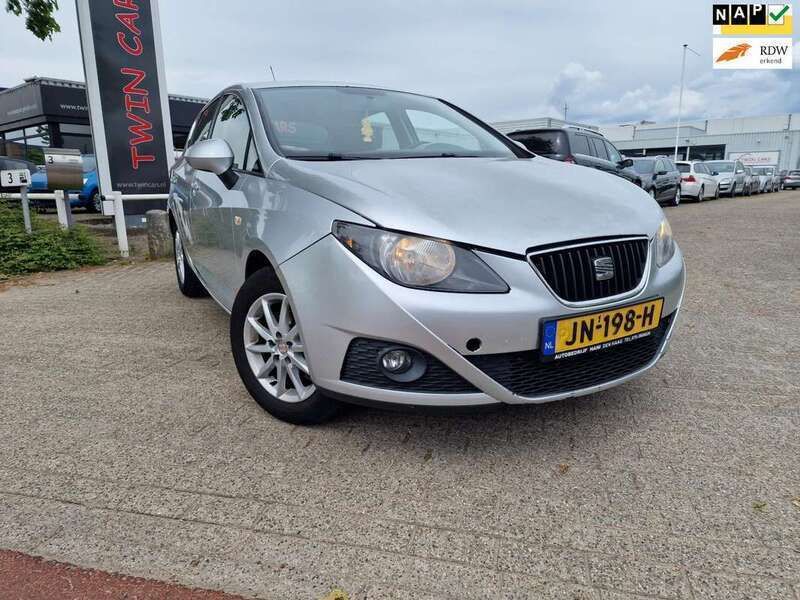 Grijs Gebruikt 2012 Seat Ibiza Ecomotive Hatchback | € 1.850 (Eerlijke prijs) - Afbeelding 1/4