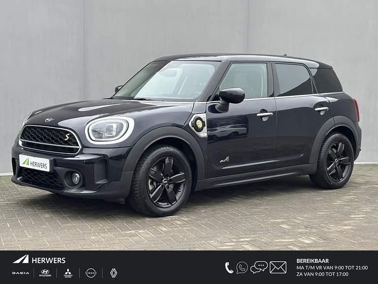 Enigmatic black metallic (c3y) (zwart metallic) Occasion 2023 Mini Countryman SUV | € 33.435 - Afbeelding 1/4