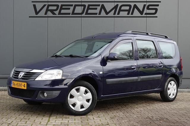 Blauw Occasion 2010 Dacia Logan MCV Lauréate MPV | € 1.750 (Eerlijke prijs) - Afbeelding 1/4